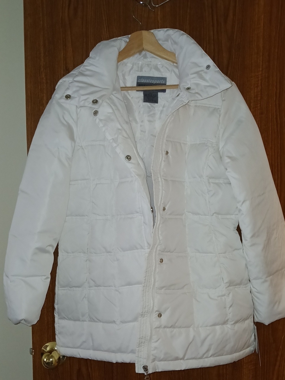 Women's White Quilted Puffer Jacket